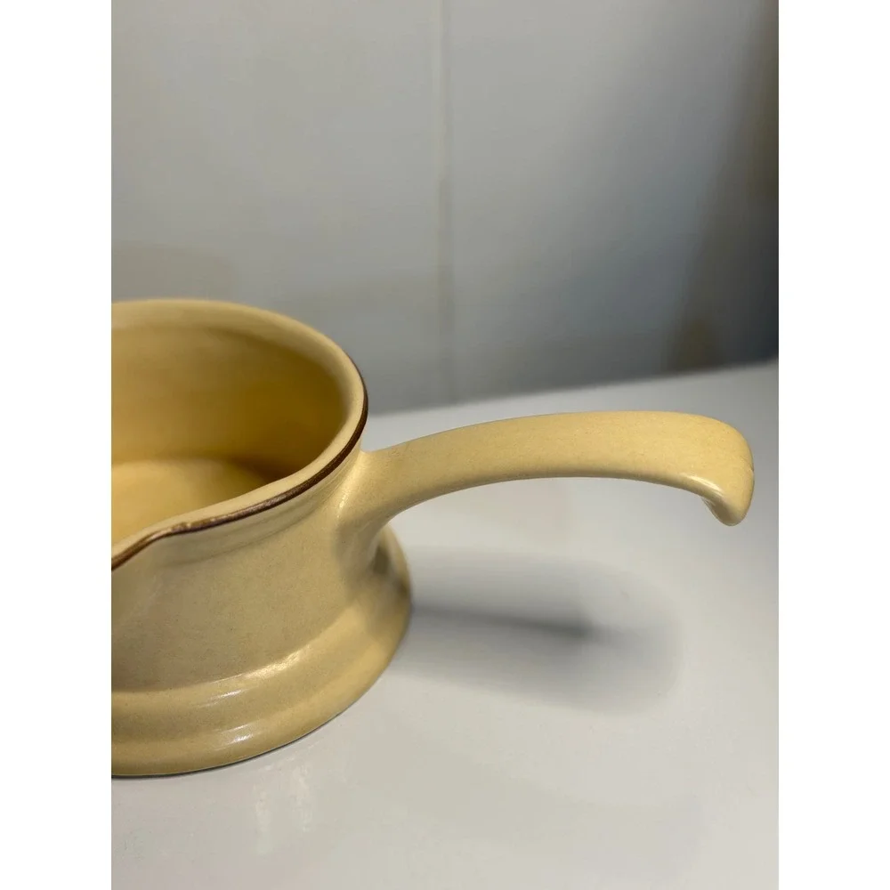 VTG‎ Pfaltzgraff Village Gravy Boat Tan Stoneware Sauce Server Farmhouse Kitchen